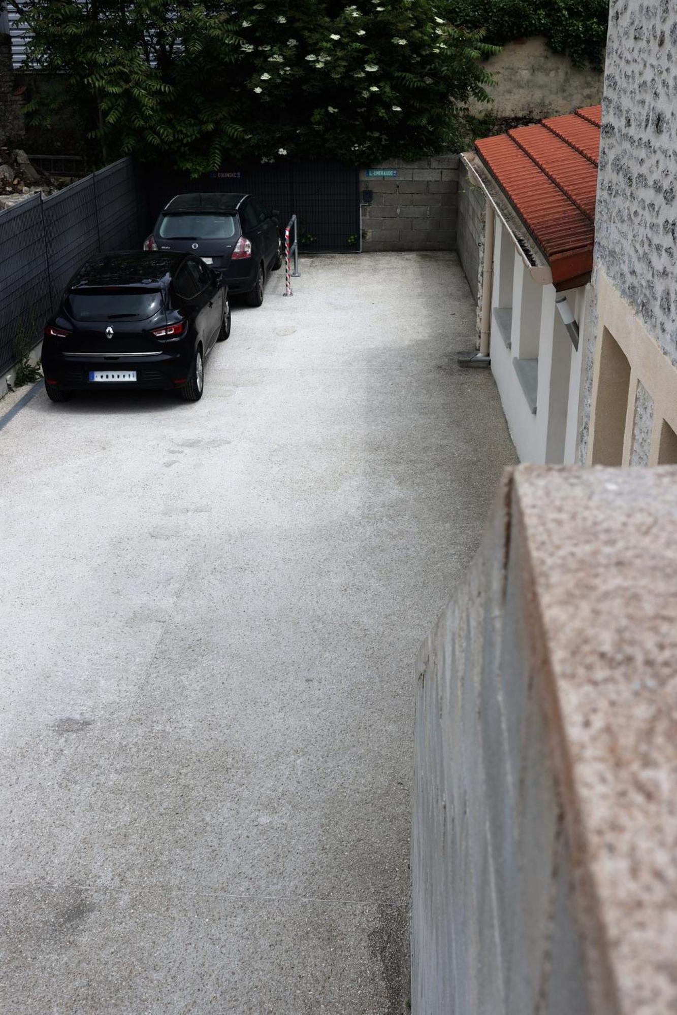 L'Equinoxe - Parking Prive - Zapart'Hotels Malesherbes エクステリア 写真