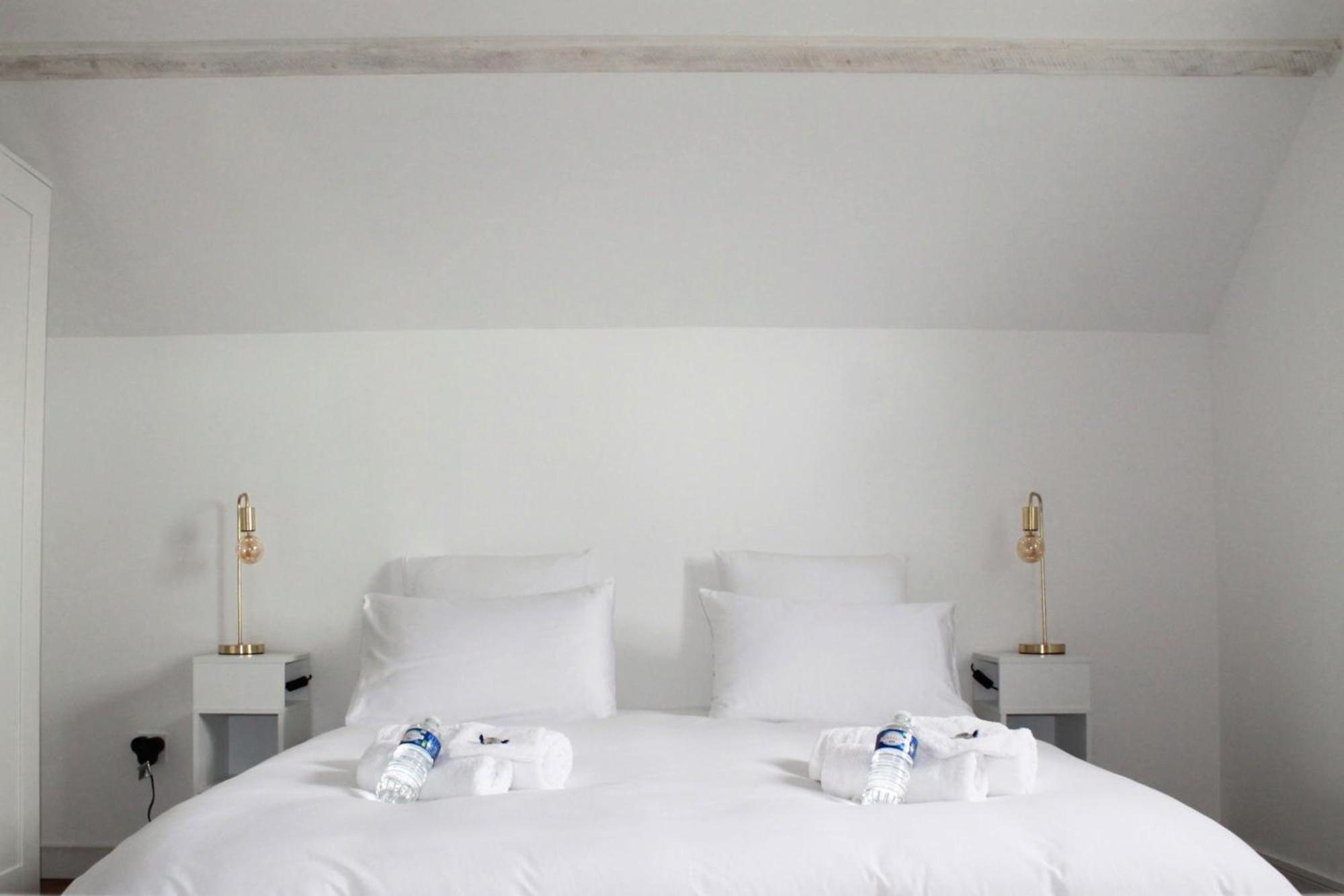 L'Equinoxe - Parking Prive - Zapart'Hotels Malesherbes エクステリア 写真